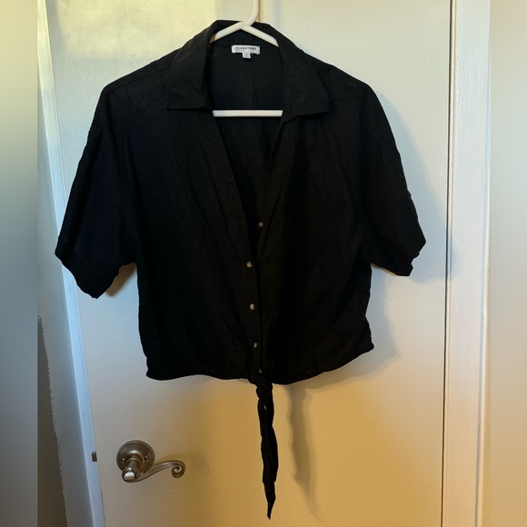 (3 for $30) Black Button Down Linen Shirt - Picture 2 of 3